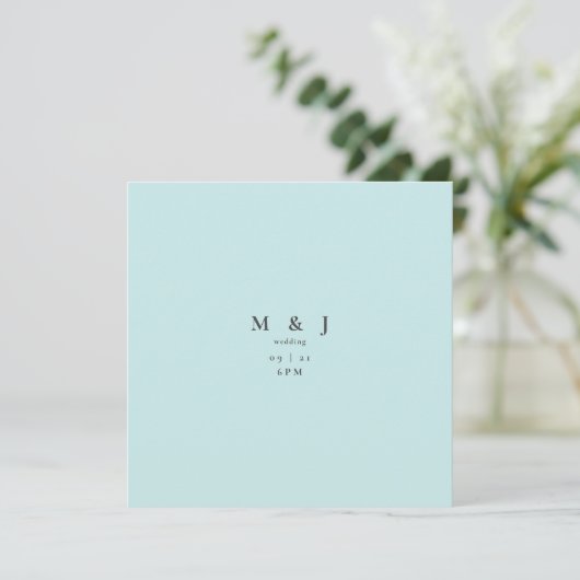 Sleek & Simple Modern Icy Blue Square Wedding Einladung (Stehend Vorderseite)