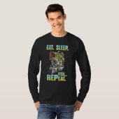 Sleep Fish Wiederholung des Fischfangs T-Shirt (Vorne ganz)