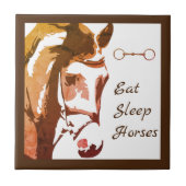 Sleep Horses essen mit Brown Horse und Snaffle Bit Fliese (Vorderseite)