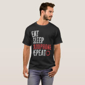 Sleep Saxophon essen Wiederholung T-Shirt (Vorne ganz)
