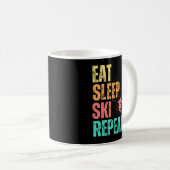 Sleep Ski Wiederholung essen Kaffeetasse (VorderseiteRechts)