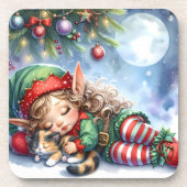Sleeping Christmas Elf with Calico Kitten Getränkeuntersetzer (Vorderseite)