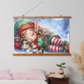 Sleeping Christmas Elf with Calico Kitten Wandteppich Mit Holzrahmen (Schlafzimmer)