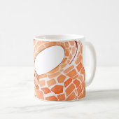 Sleeping Giraffe: Gentle Watercolor Kaffeetasse (VorderseiteRechts)