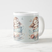 Sleeping Owl in Stacked Floral Teacups Jumbo-Tasse (Vorderseite Rechts)