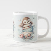 Sleeping Owl in Stacked Floral Teacups Jumbo-Tasse (Rechts)