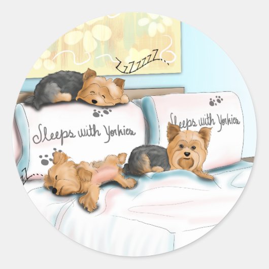 Sleeps with Yorkies Runder Aufkleber (Vorderseite)