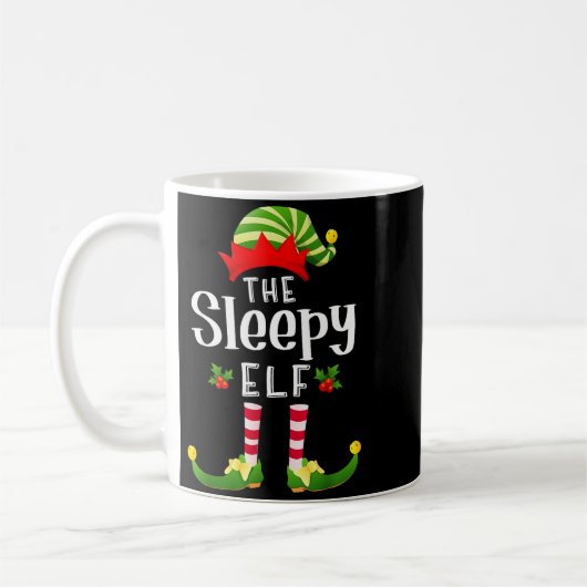 Sleepy Christmas Elf Matching Pajama X-mas Party Kaffeetasse (Links)
