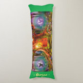 Sleepy Fairy Zauberbaum. Grüner Riesen-Brauch Seitenschläferkissen (Vorderseite Vertikal)