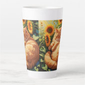 Sleepy Fat Orange Cat mit Sonnenblumen Milchtasse (Vorderseite)