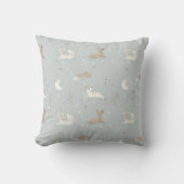 Sleepy Fawn Night Throw Pillow Kissen (Vorderseite)