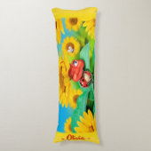 Sleepy Ladybug in Sunflowers.Gigant Brauch Seitenschläferkissen (Vorderseite Vertikal)