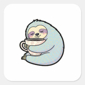 Sleepy Sloth with Coffee – Cute Cozy Illustration Quadratischer Aufkleber