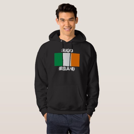 Sligo, Irland mit irischer Flagge Hoodie (Vorne ganz)