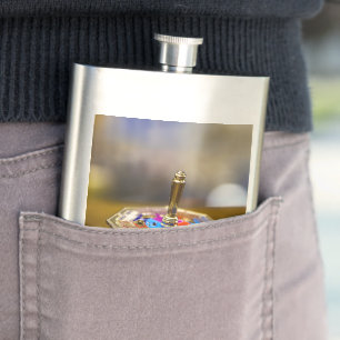 SlipperyJoe Chanukka-Dreidel-Geschenk achteckiger Flachmann