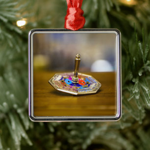 SlipperyJoe Chanukka-Dreidel-Geschenk achteckiger Ornament Aus Metall
