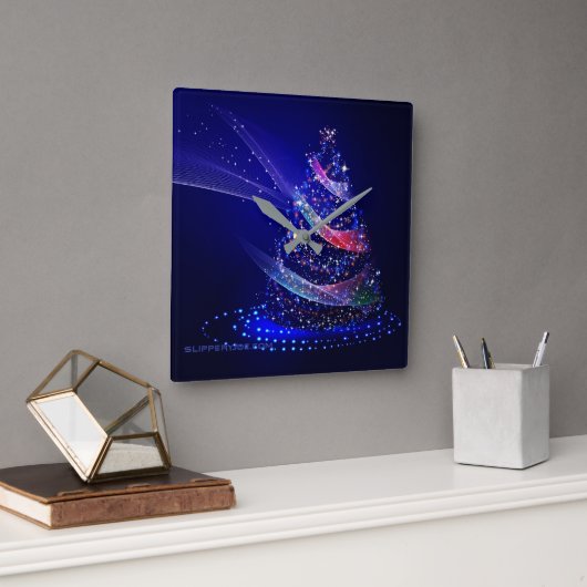 SlipperyJoe digital gerenderte Weihnachtsbaumbeau Quadratische Wanduhr (Büro)