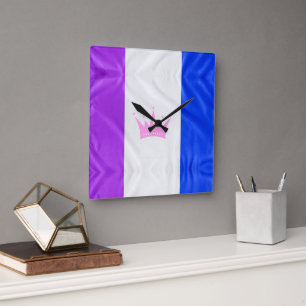 SlipperyJoe Drag Pride Flag lila-weiß-blau Sequ Quadratische Wanduhr
