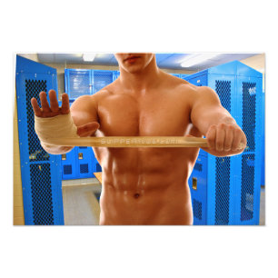 SlipperyJoe Musculus man abs locker Raum gekachelt Fotodruck