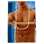 SlipperyJoe Musculus man abs locker Raum gekachelt Mittlere Geschenktüte (Rückseite)