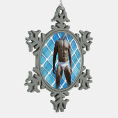 SlipperyJoe muskulöser Mann sechs Packungen abs mä Schneeflocken Zinn-Ornament (Links)