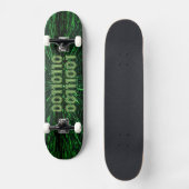 SlipperyJoe's 69 Binärkode, dynamischer grüner Com Skateboard (Vorderseite)
