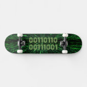 SlipperyJoe's 69 Binärkode, dynamischer grüner Com Skateboard (Horizontal)