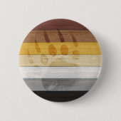 SlipperyJoe's Bärenpride-Fahne Holzbodenstruktur Button (Vorderseite)