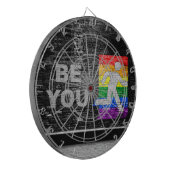 SlipperyJoe's Be You Black Backstein Wand Spazierf Dartscheibe (Vorderseite Links)