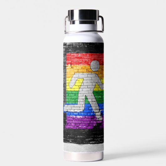 SlipperyJoe's Be You brick wall stick figure rainb Trinkflasche (Rückseite)