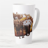 SlipperyJoe's dekadenter Donut, bedeckt mit dicker Milchtasse (Rechte Ecke)