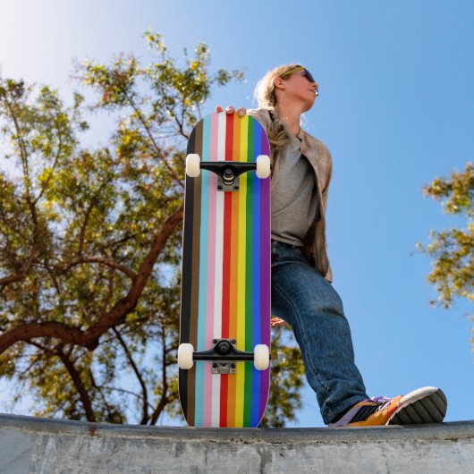 SlipperyJoe's Eleven Stripe Pride Flag verbindet P Skateboard (Außenbereich 1)