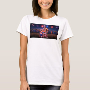 SlipperyJoe's Feier zum vierten Juli mit unbedeckt T-Shirt