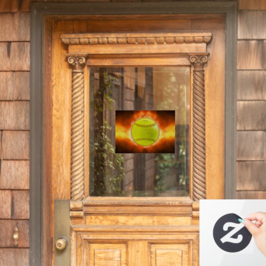 SlipperyJoe's gelbe Softball-Feuerball-Flammenrasp Fensteraufkleber (Haustür)