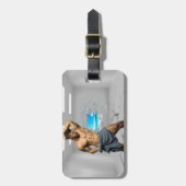 SlipperyJoe's Handtuch gebrochen, weiße Ziegelwand Gepäckanhänger (Vorderseite vertikal)