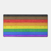 SlipperyJoe's Inclusive Gay Pride Flag strukturier Schreibtischunterlage (Vorderseite)