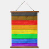 SlipperyJoe's Inclusive Gay Pride Flag strukturier Wandteppich Mit Holzrahmen (Vorderseite)