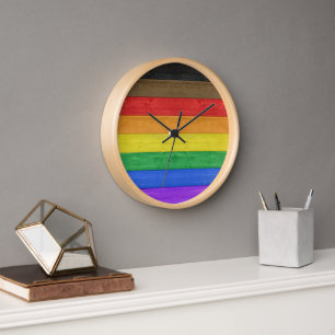 SlipperyJoe's inklusive schwule Regenbogenflagge t Uhr