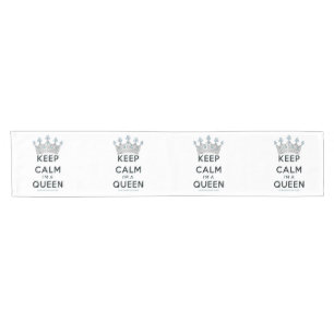 SlipperyJoe's Keep-Calm-Queen poliertes Silber-Kro Kurzer Tischläufer