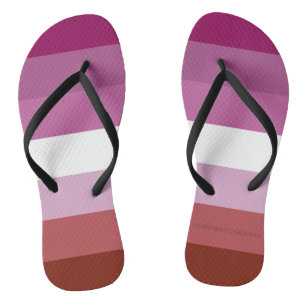 SlipperyJoe's lesbische Pride-Flagge feminine Geme Badesandalen