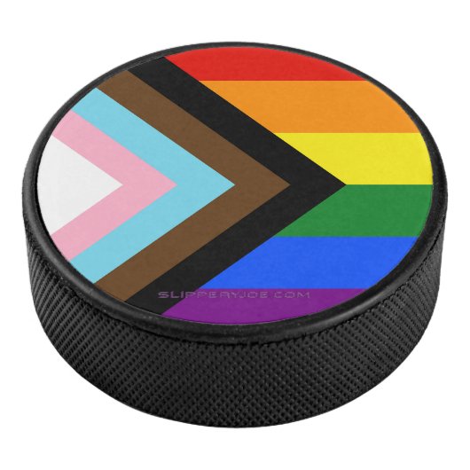SlipperyJoe's Progress Pride Flag Gay-Geschenke LG Eishockey Puck (3/4)