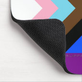 SlipperyJoe's Progress Pride Flag Gay-Geschenke LG Mousepad (Ecke)