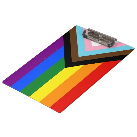SlipperyJoe's Progress Pride Flag sechs klassische Klemmbrett (Schrägansicht)
