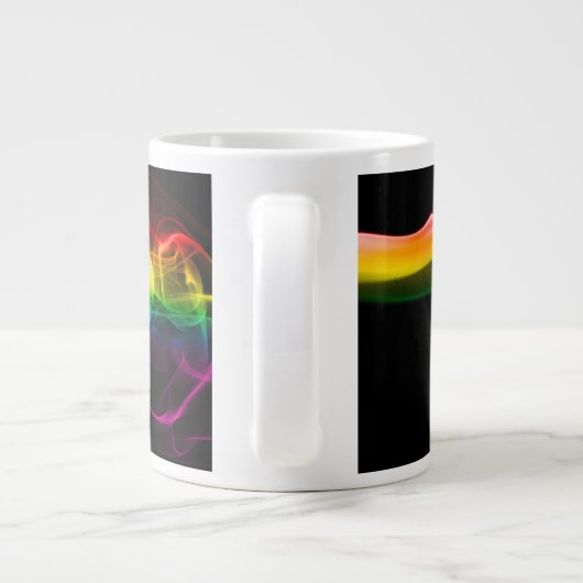 SlipperyJoe's rauchlebendige Regenbogenfarben feie Jumbo-Tasse (Rückseite)