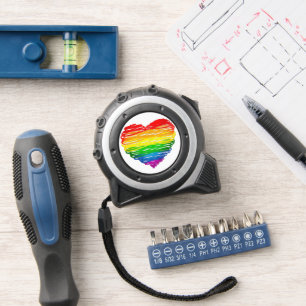 SlipperyJoes regenbogenfarbenes Herz mit kritzelig Maßband