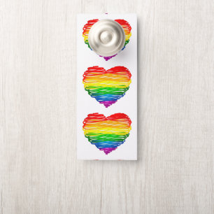 SlipperyJoes regenbogenfarbenes Herz mit kritzelig Türanhänger