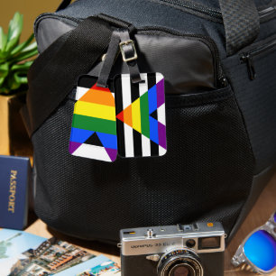 SlipperyJoes Regenbogenflagge für gerade Verbündet Gepäckanhänger