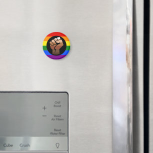 SlipperyJoes Regenbogenflagge mit erhobener Faust Magnet