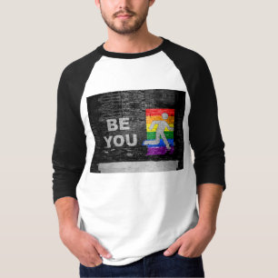 SlipperyJoes Regenbogenstolz-Farben-Panel Stadtbil T-Shirt