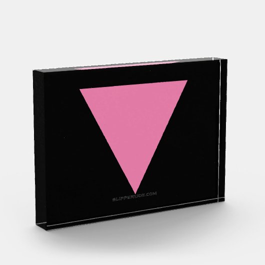SlipperyJoe's rosa Triangle-Symbol in rosa Fotoblock (Links)